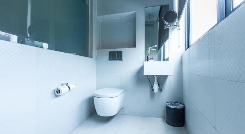 Reddoorz Hotel Plus @ Little India Singapore Exterior photo